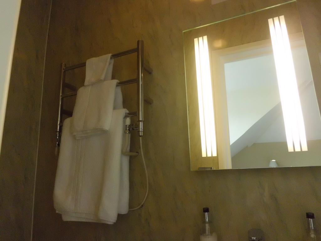 Fair Winds Guest House Бриксем Номер фото